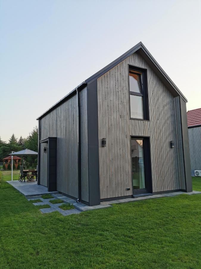 Binibona Barn Haven Rydzewoヴィラ エクステリア 写真